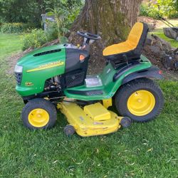 John Deere lawn tractor mower