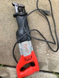Milwaukee saw