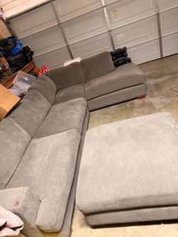 Sectional couch with ottoman GREY