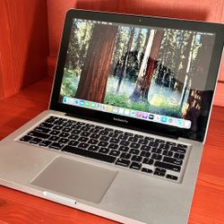 Apple MacBook Pro 13” I5 Processor 8GB RAM 256GB SSD macOS 15.1 Sequoia$140 