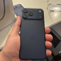 iPhone 17 Blue Pro Max 