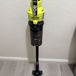 Ryobi Bagless Cordless Vacuum 
