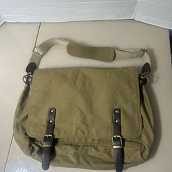Gap Cross-Body Messenger Bag - Tan Canvas, Leather, zippers inside pockets Clean. Pre owned in great condition with minor cosmetic blemishes. All zipp