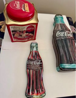 3 Vintage Coca-Cola tins