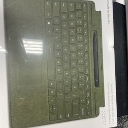 Microsoft Surface Keyboard With Slim Pen 2