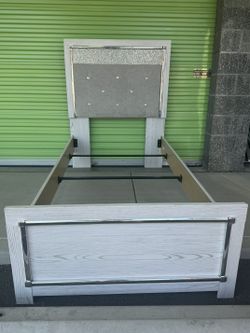 Twin Size Princess Beautiful Bed Frame 