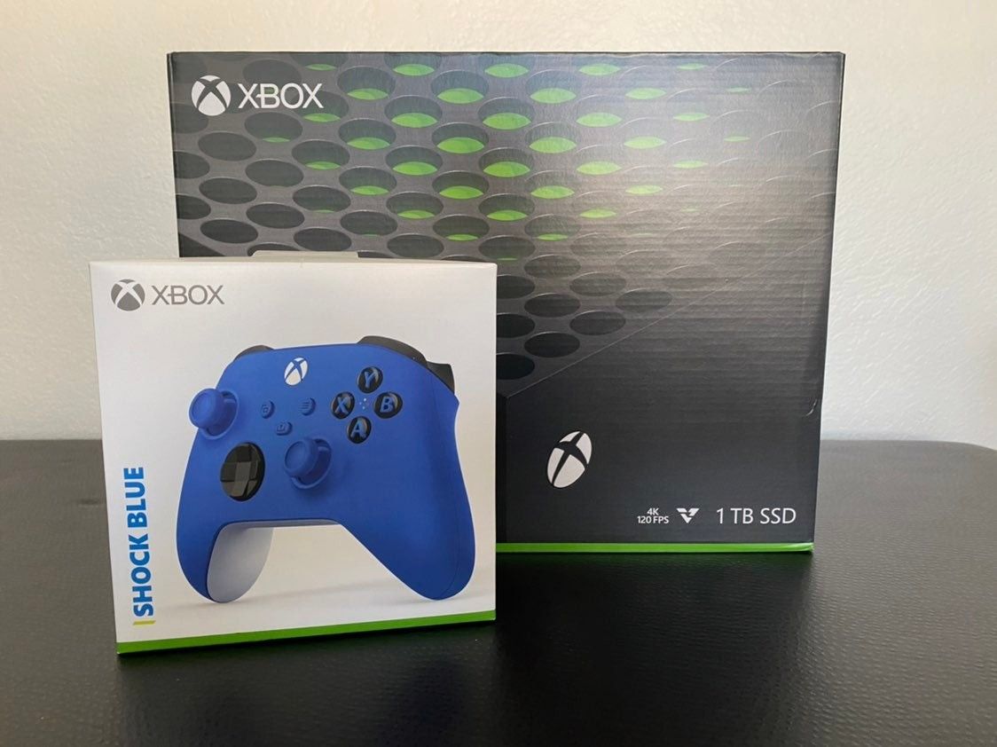 Xbox Series X with Extra Controller