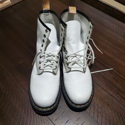 Men's Dr. Martens Boots