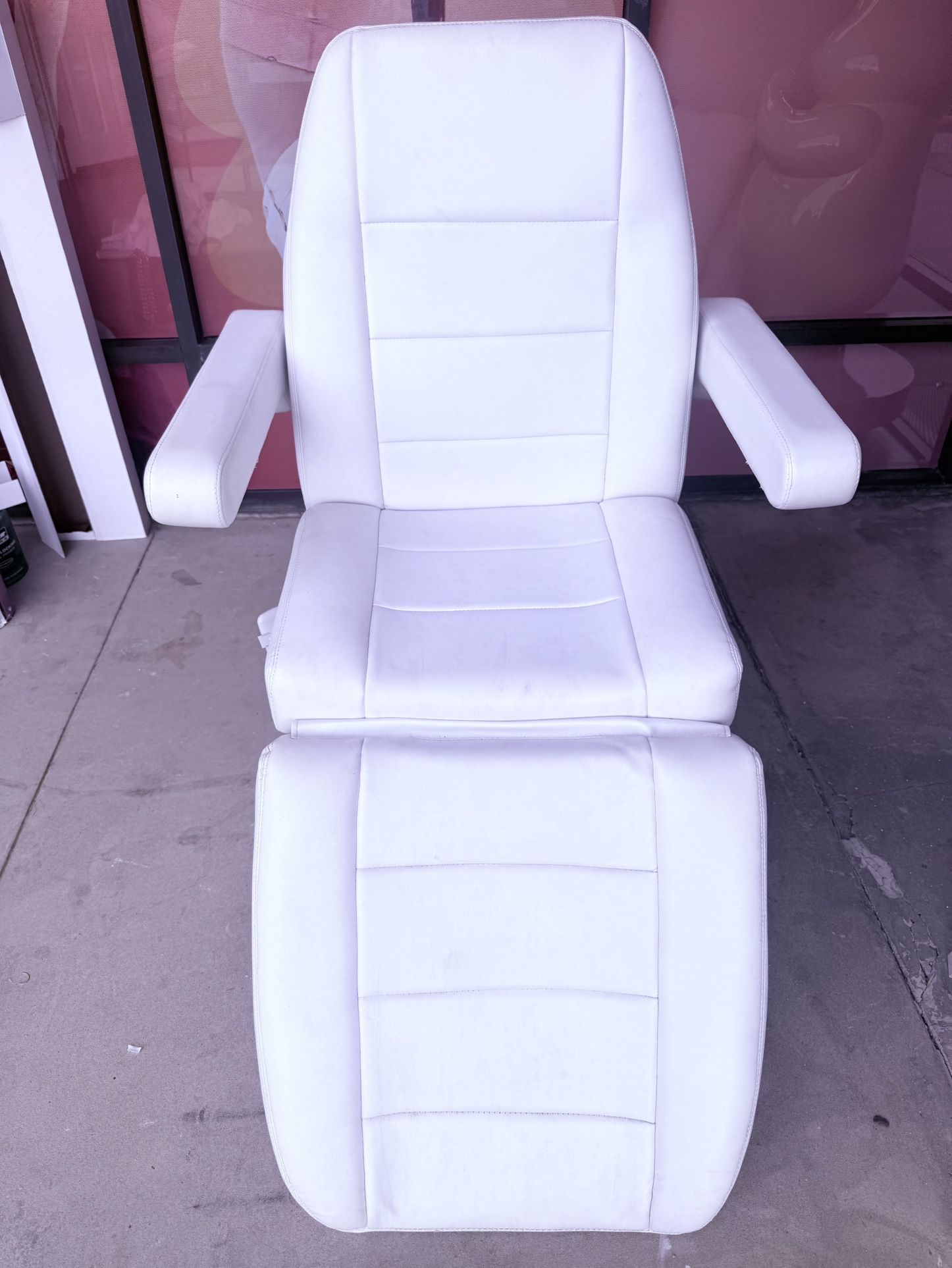 MEDICAL SPA ELECTRIC TREATMENT CHAIR TABLE WITH SWIVEL FUNCTION