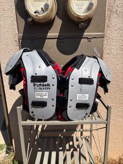 Riddell Football Shoulder Pads Size Large