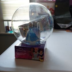 Disney Princess Build Your Own Snowglobe