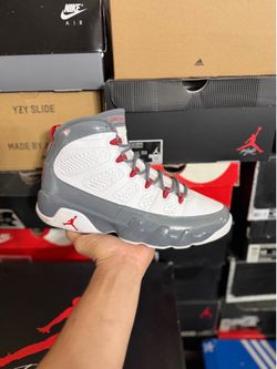 Jordan Fire Red 9s size 9 VNDS