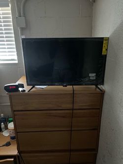 ROKU TV