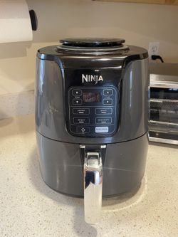 Ninja 4 Qt Air fryer Perfect Condition! Like New