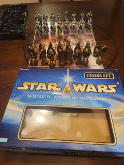 Star Wars Episode 2 Attack of the Clones Chess Set