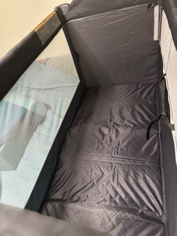 Foldable Crib travel