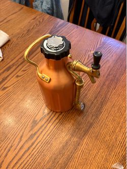 GrowlerWerks uKeg 64 oz Copper Pressurized Growler — Functional — Carbonated Beer/Kombucha/Cider