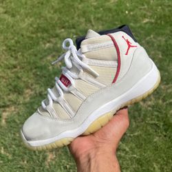 Jordan 11 Pure Platinum Sz7