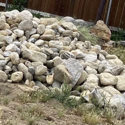 Salt And Pepper Landscape Rocks 