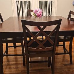 Dining Room Table Set 