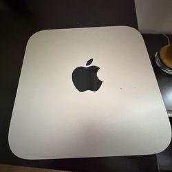 Mac mini M2 8-Core CPU and 10-Core GPU (Early 2023) 256GB SSD