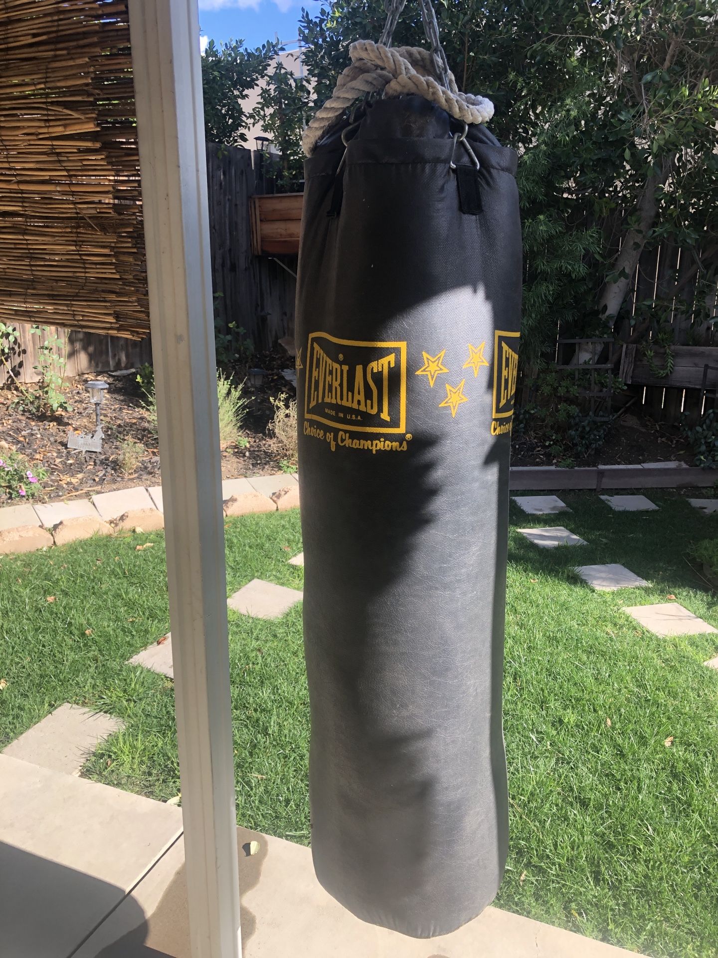 Everlast Heavy Punching Bag (70-80 lb)