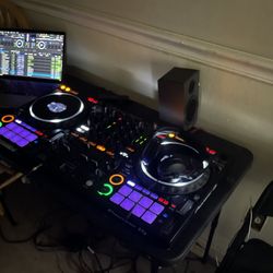 PIONEER DJ DDJ 1000 REKORDBOX With Travel Case