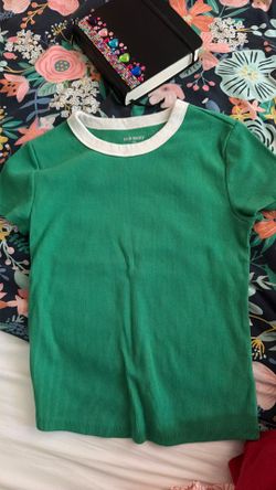 green shirt old navy