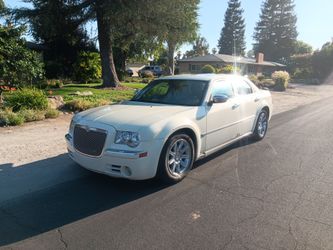 2005 Chrysler 300c Clean Title Smogged Good Condition