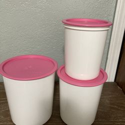 Tupperwa Set3