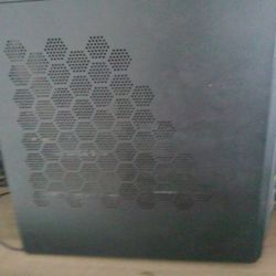 Beginner Gaming PC (NO TRADES)