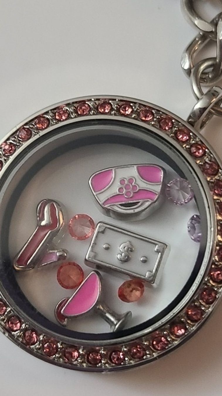 Floating Charm Locket Keychain