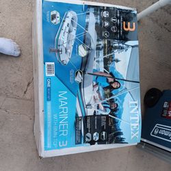 3 Person Boat With Top