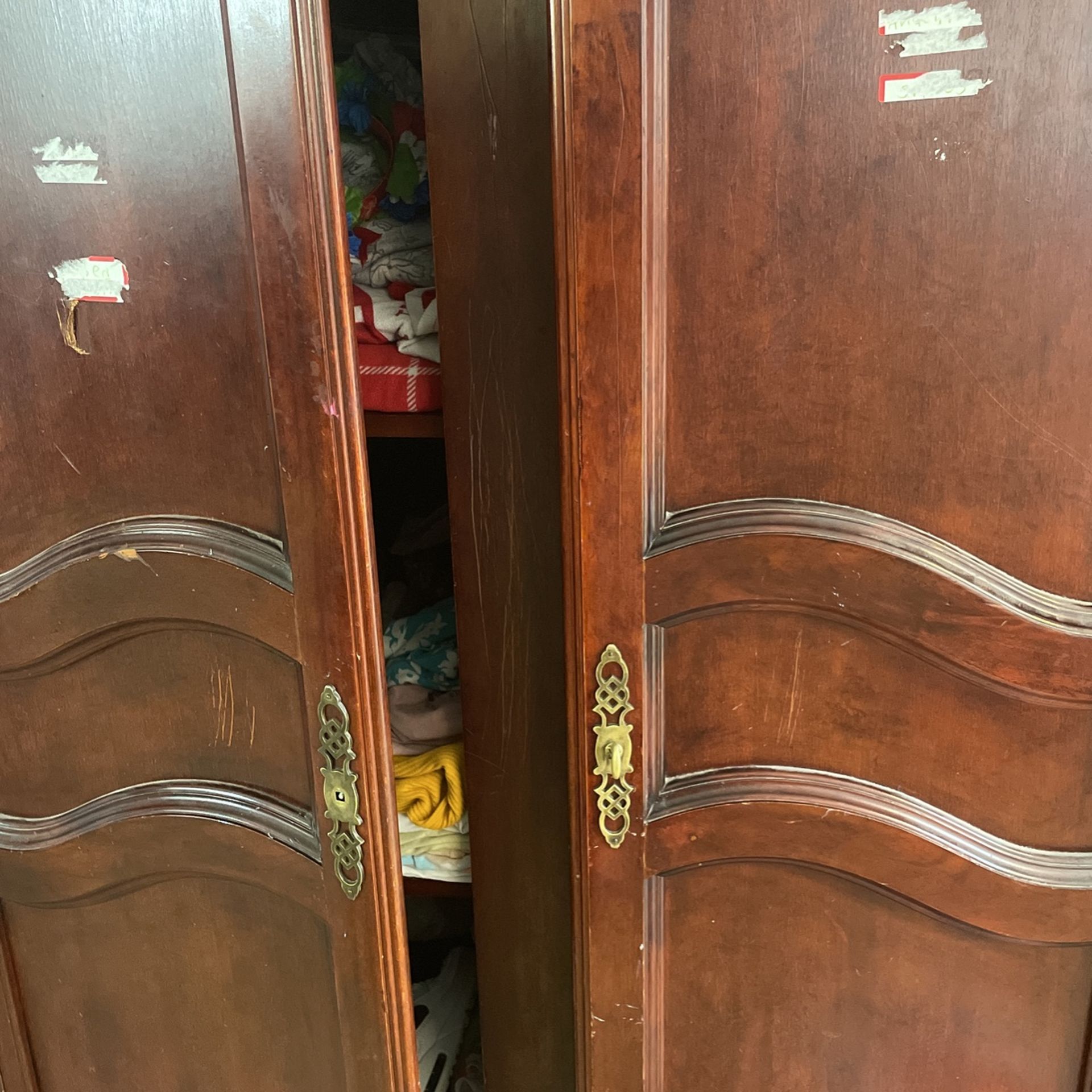 Wardrobe Closet