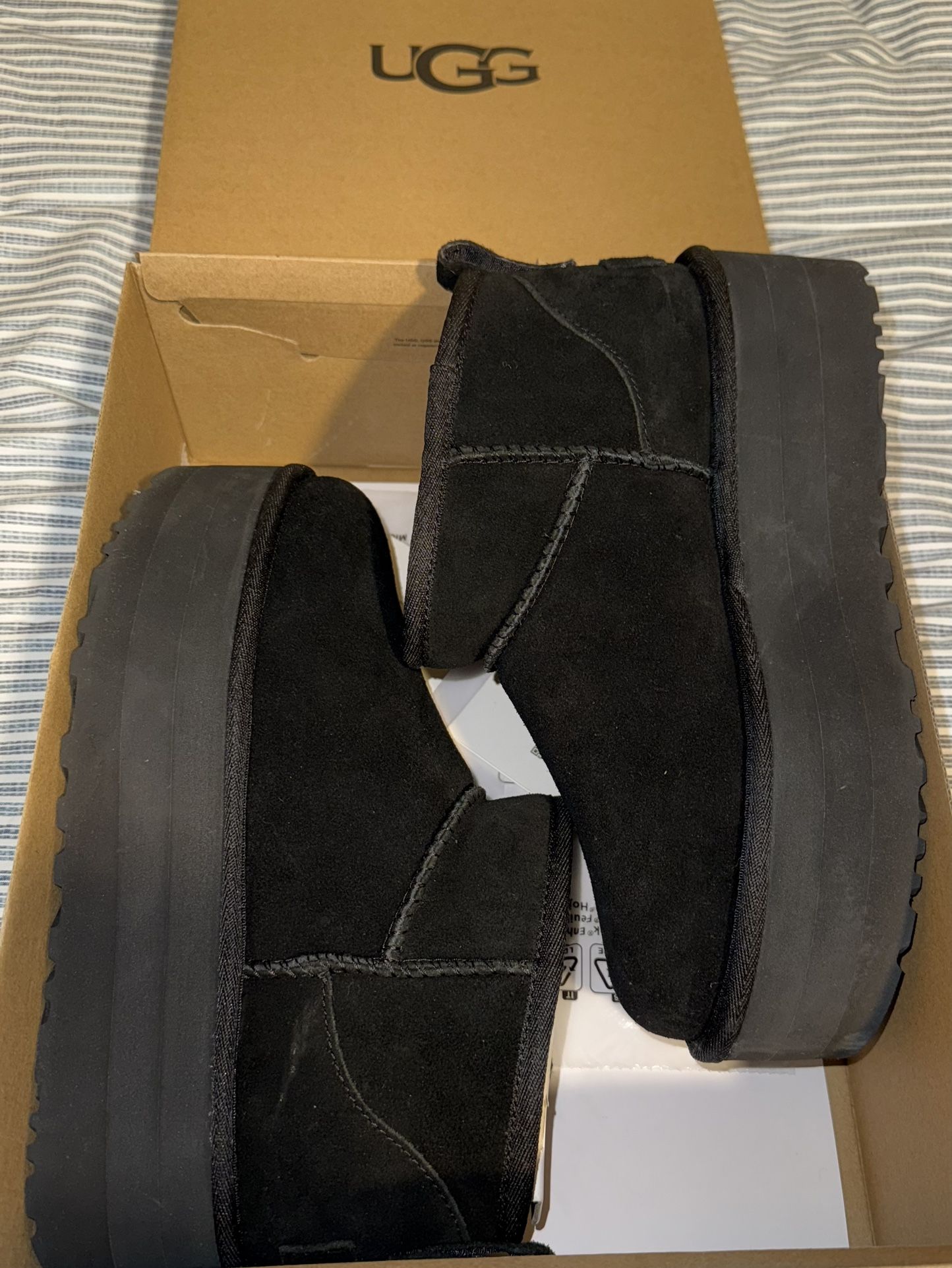 UGG Mini Platform
