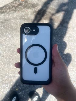 iPhone 16e