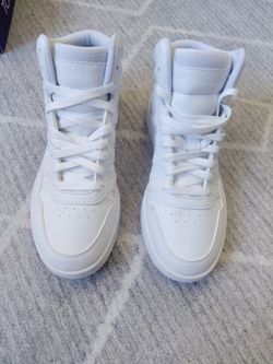 Adidas High Top size 7