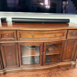 Tv Stand/ Entertainment Center