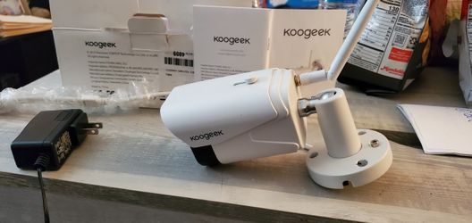 Koogeek

HD Smart WiFi Camera KSC2 Control Camera from anywhere with your smartphone

amazon alexa ENABLED

works with the Google Assistant
 Thumbnail