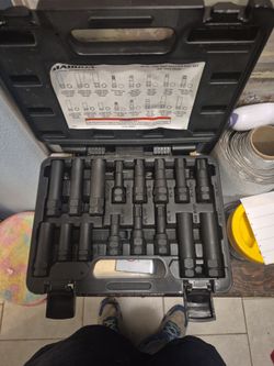 16 pc. LUG NUT MASTER KEY SET
