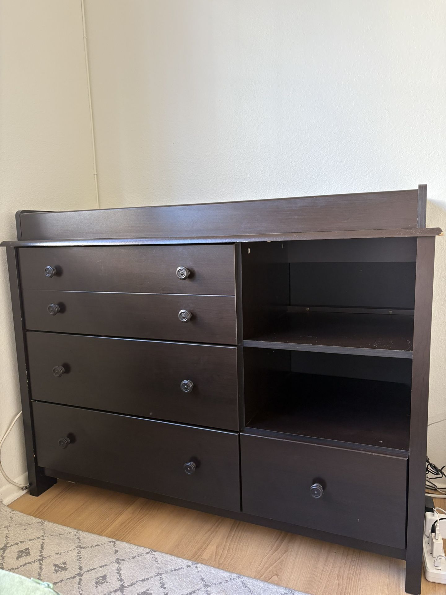 4 Drawer Dresser