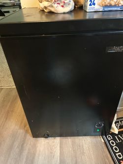 Deep freezer