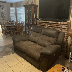 Reclinable Love Seat  