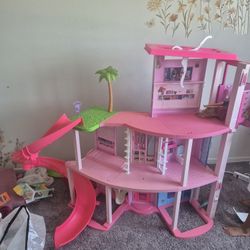 Barbie Dreamhouse