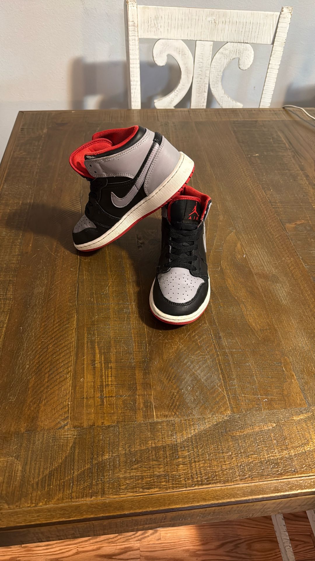 Youth 4.5 Jordan 1