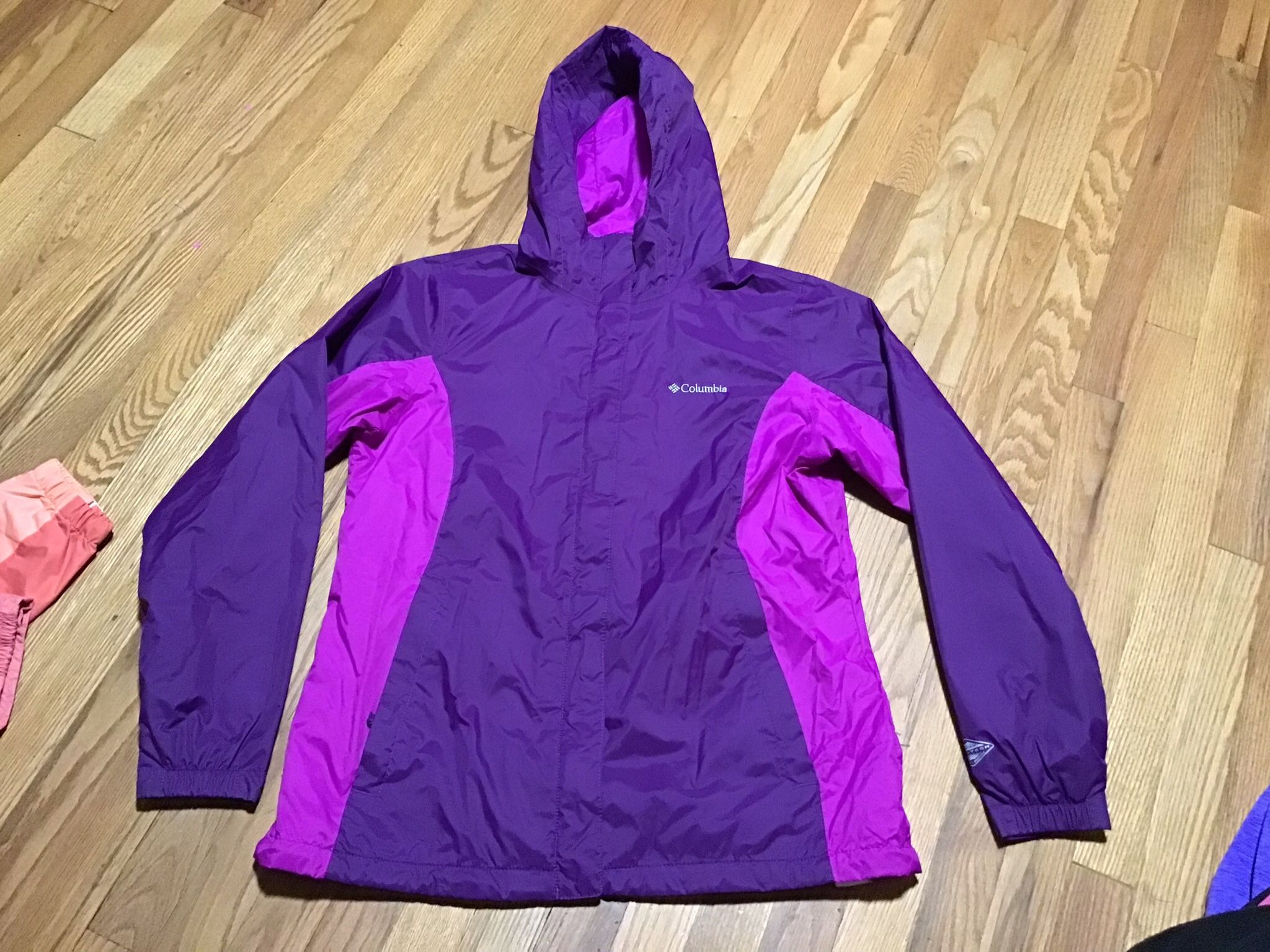 Windbreaker Each 15 Execellet Condition