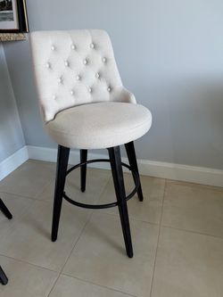 Tufted Upholstered Bar Stool with Back