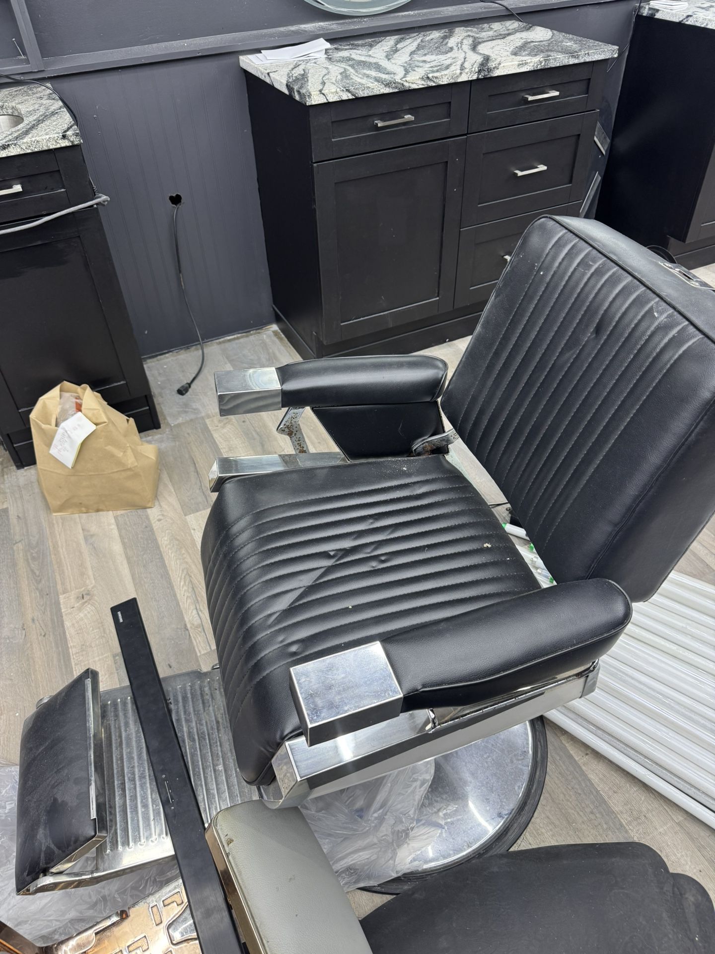 Barber Chairs 