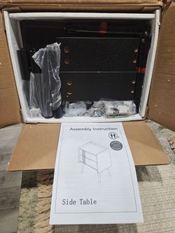 Side Table ( Mesa Auxiliar)