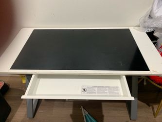 Work desk